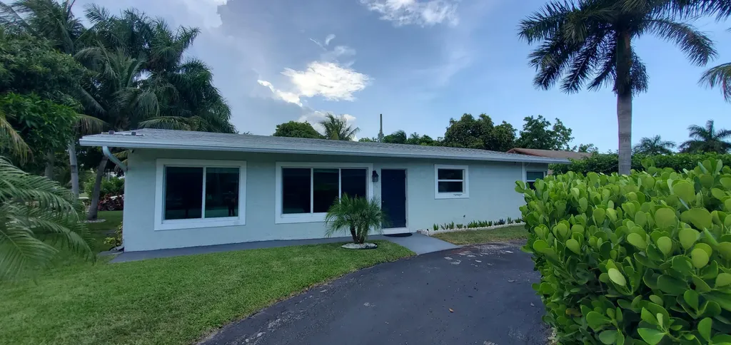 3800 NE 4th Avenue Deerfield Beach FL 33064