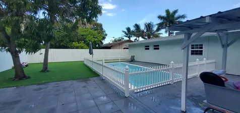 3800 NE 4th Avenue Deerfield Beach FL 33064