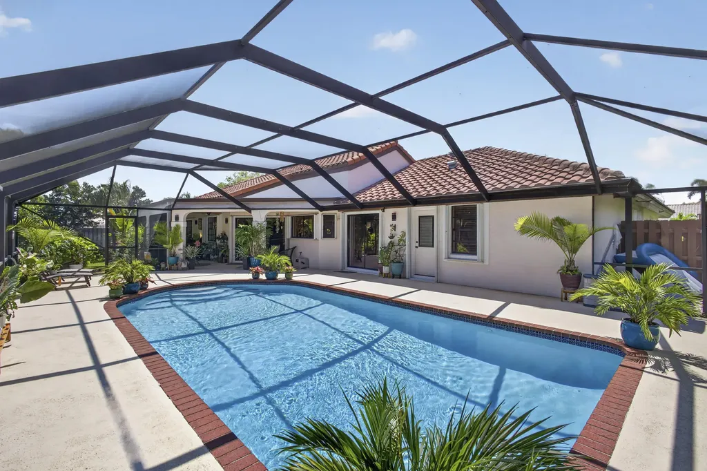 1945 Lynton Circle Wellington FL 33414