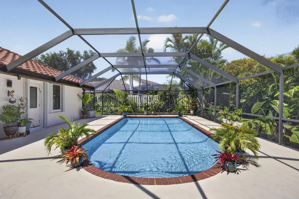 1945 Lynton Circle Wellington FL 33414