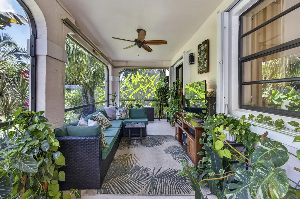 1945 Lynton Circle Wellington FL 33414