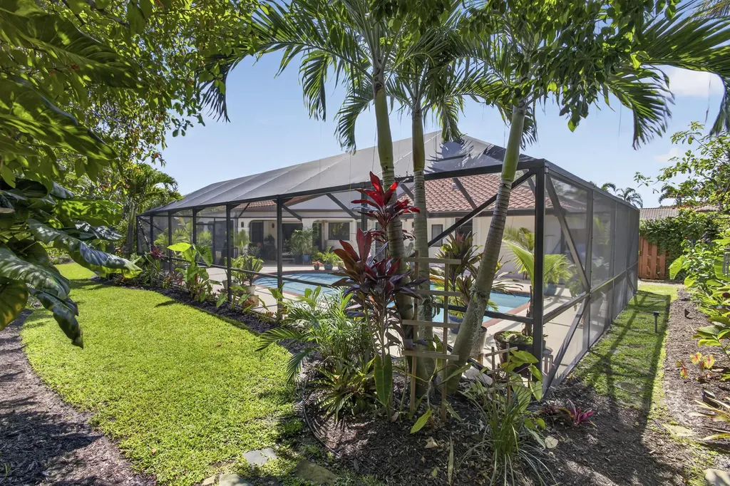 1945 Lynton Circle Wellington FL 33414