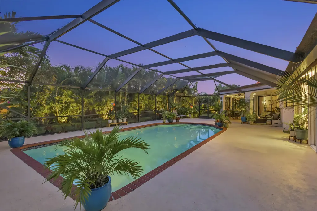 1945 Lynton Circle Wellington FL 33414