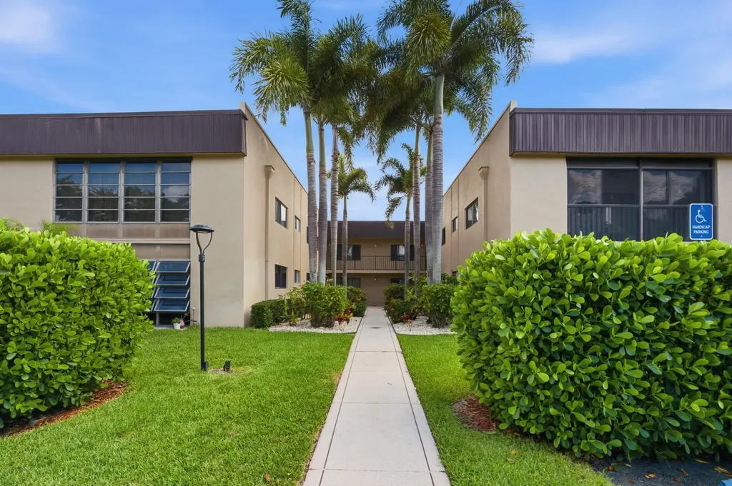15126 Ashland Street Delray Beach FL 33484