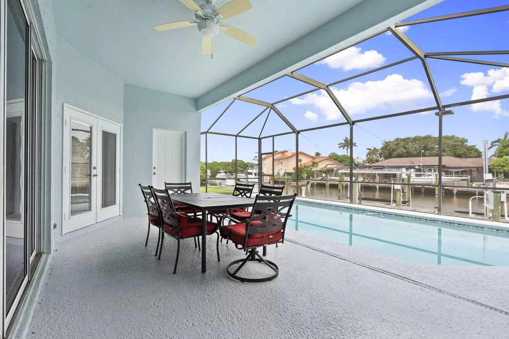 117 Queen Elizabeth Court Hutchinson Island FL 34949