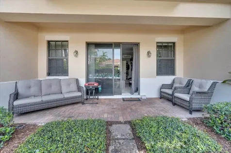 502 Del Sol Circle Tequesta FL 33469