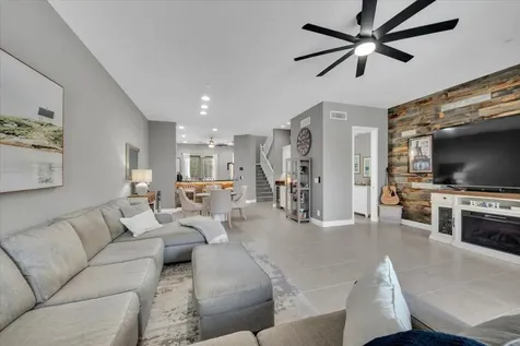 502 Del Sol Circle Tequesta FL 33469