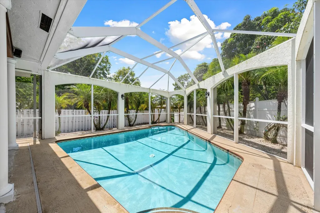 1111 Cherlynn Terrace West Palm Beach FL 33406