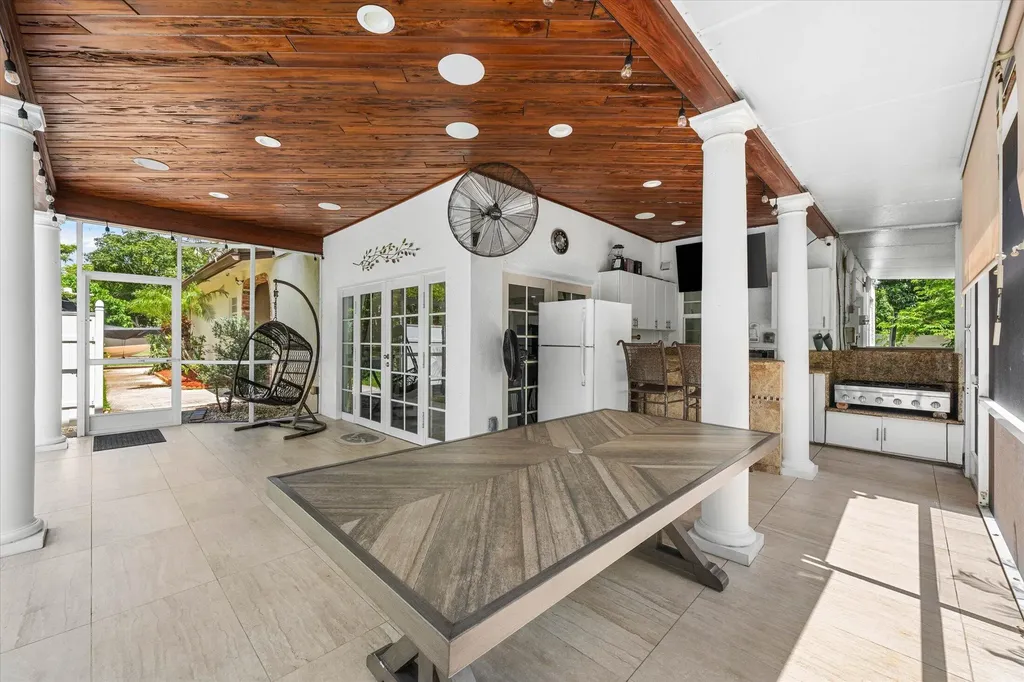 1111 Cherlynn Terrace West Palm Beach FL 33406