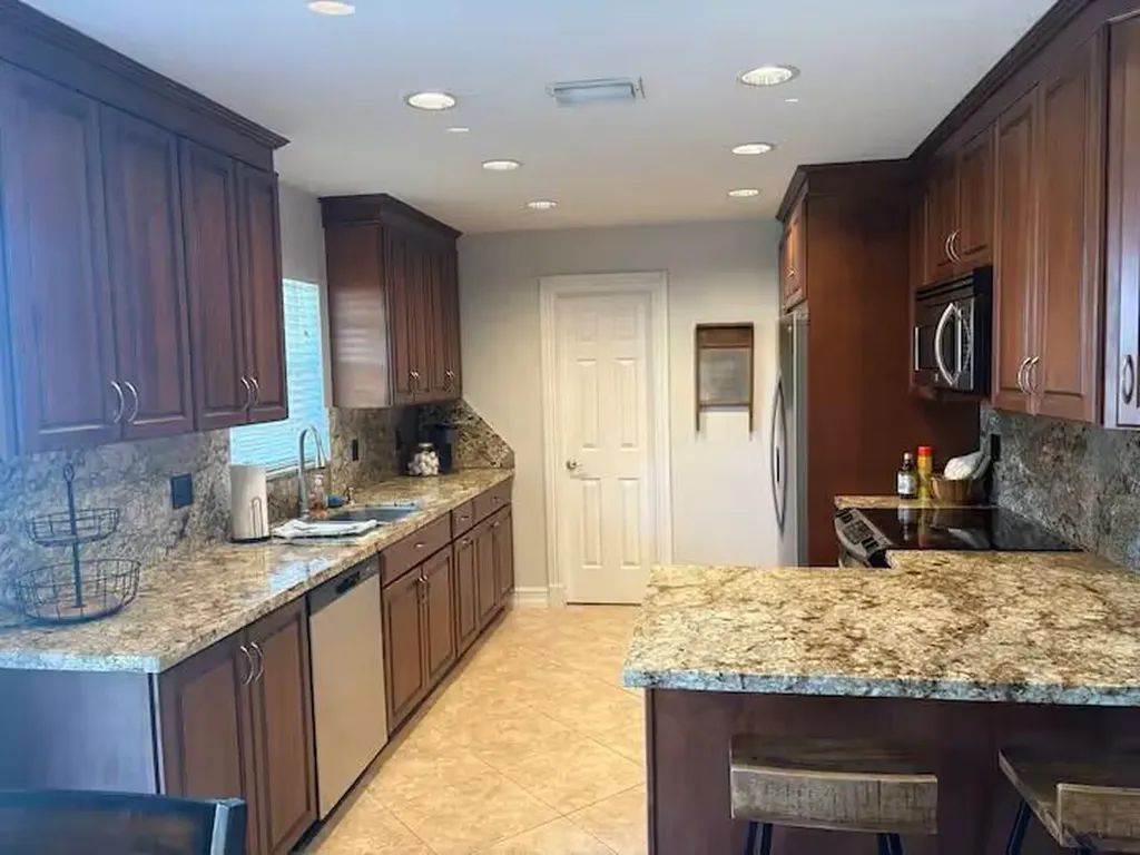 5586 3rd Road Lake Worth FL 33467