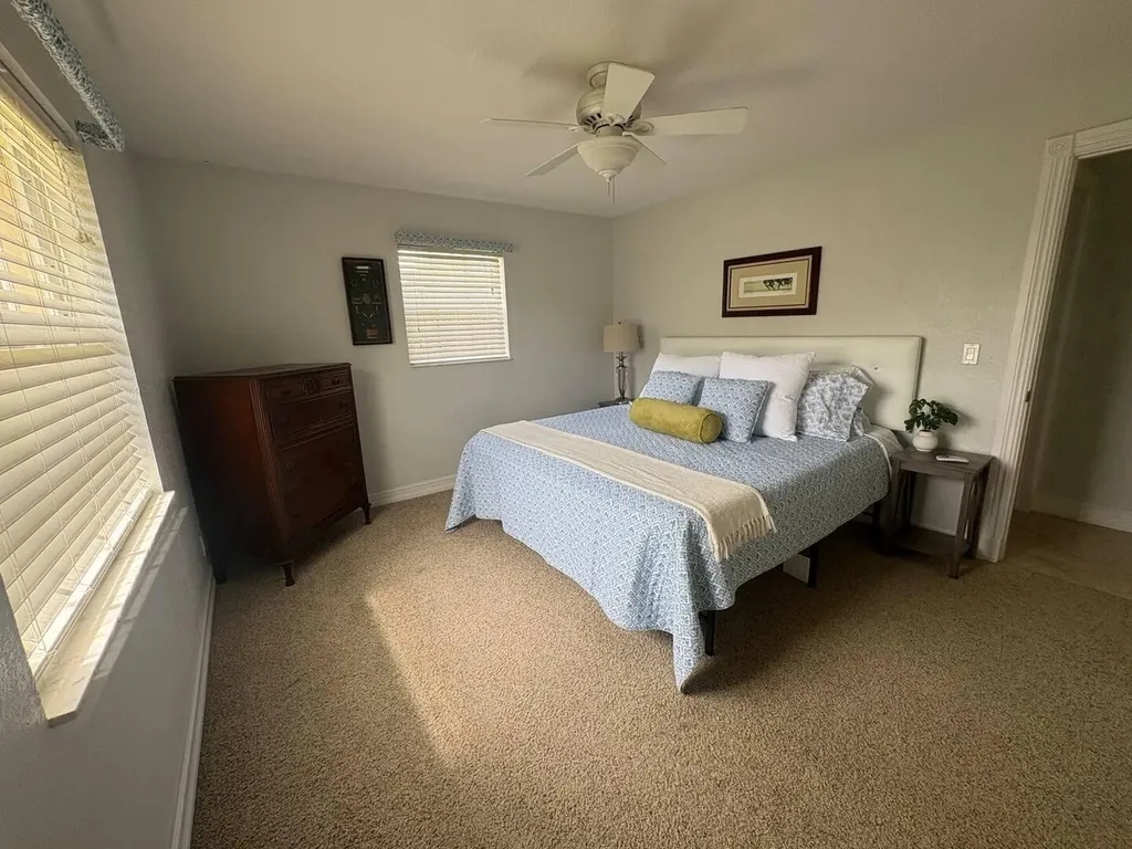 5586 3rd Road Lake Worth FL 33467