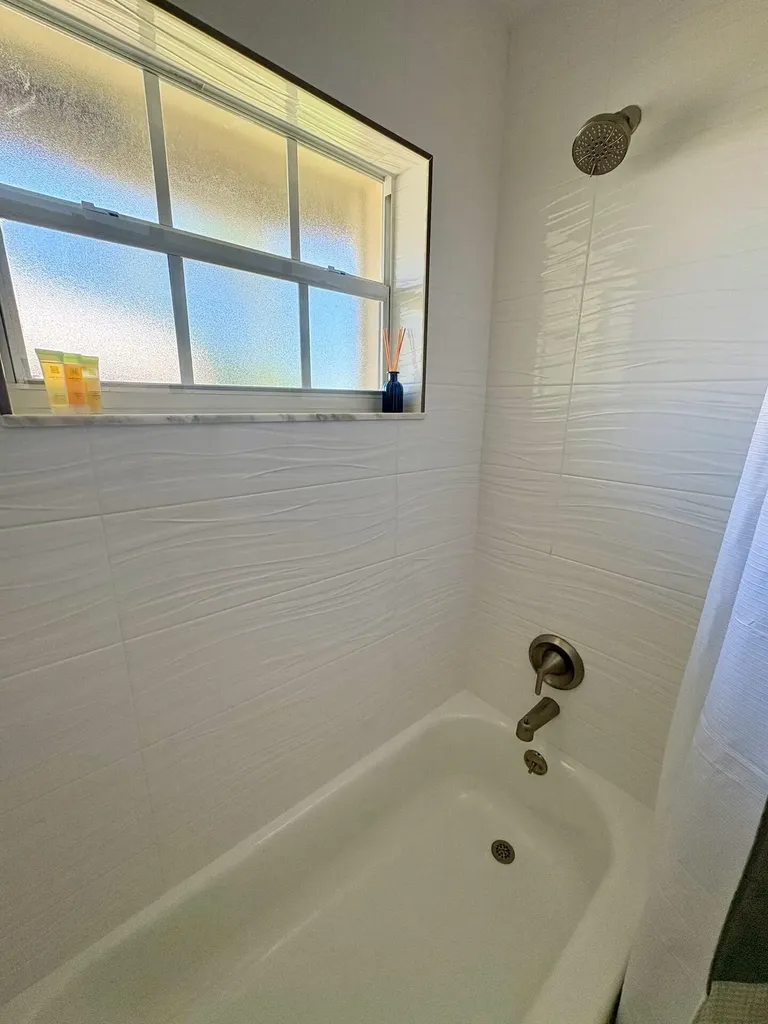 5586 3rd Road Lake Worth FL 33467