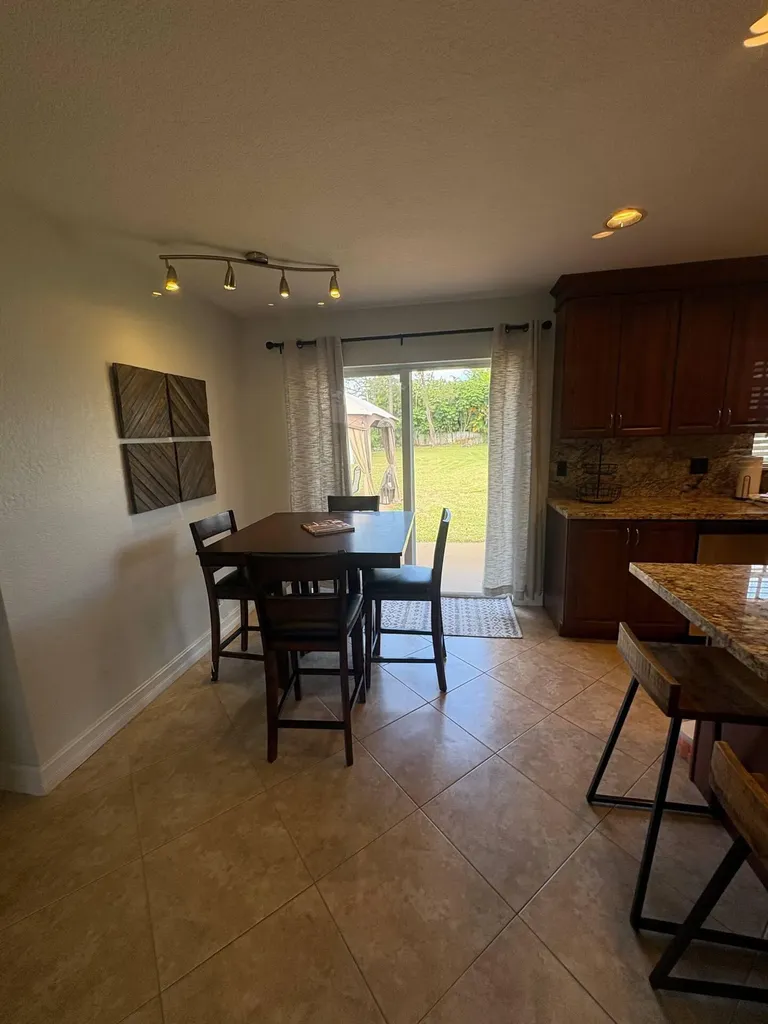5586 3rd Road Lake Worth FL 33467