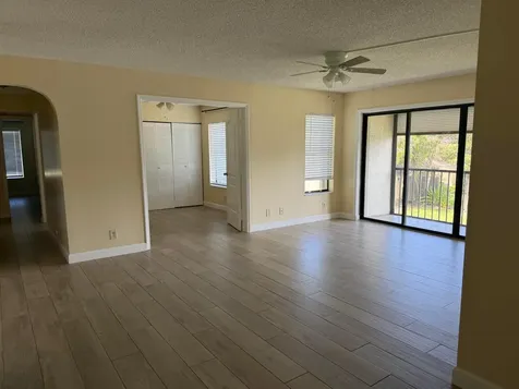 726 Sunny Pine Way Greenacres FL 33415