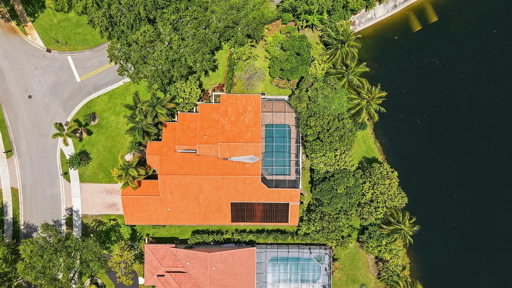 9700 NW 48th Drive Coral Springs FL 33076