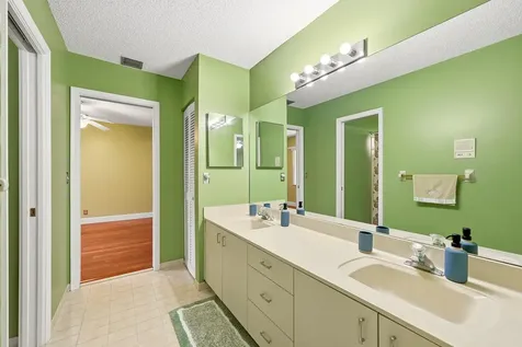 9700 NW 48th Drive Coral Springs FL 33076
