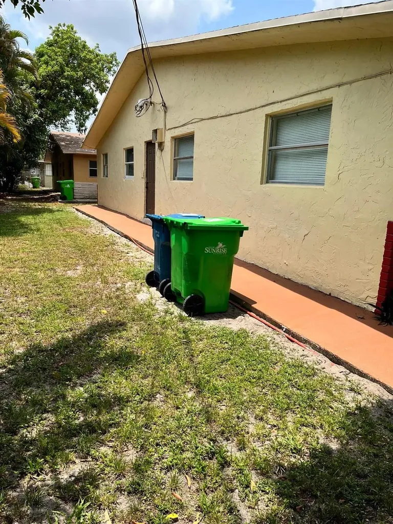 1870 NW 58th Terrace Sunrise FL 33313