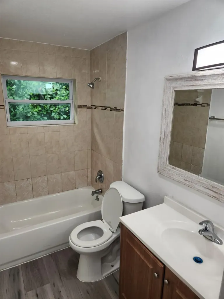 1870 NW 58th Terrace Sunrise FL 33313