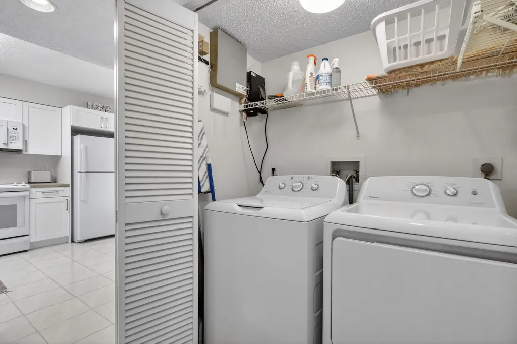 6093 Pointe Regal Circle Delray Beach FL 33484