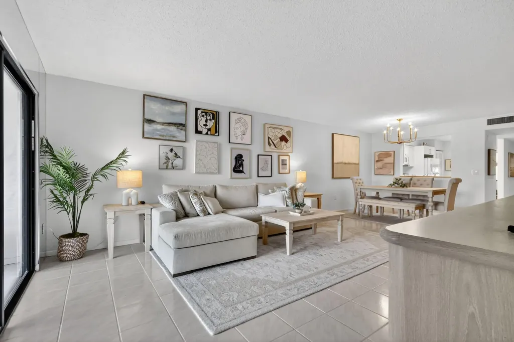 6093 Pointe Regal Circle Delray Beach FL 33484