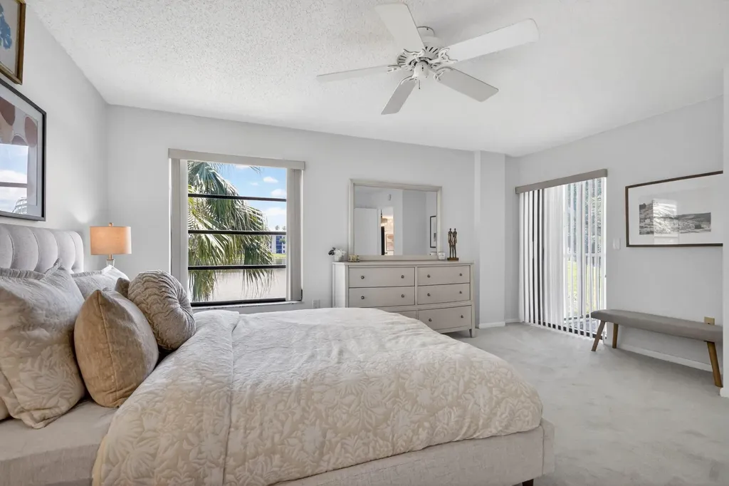 6093 Pointe Regal Circle Delray Beach FL 33484