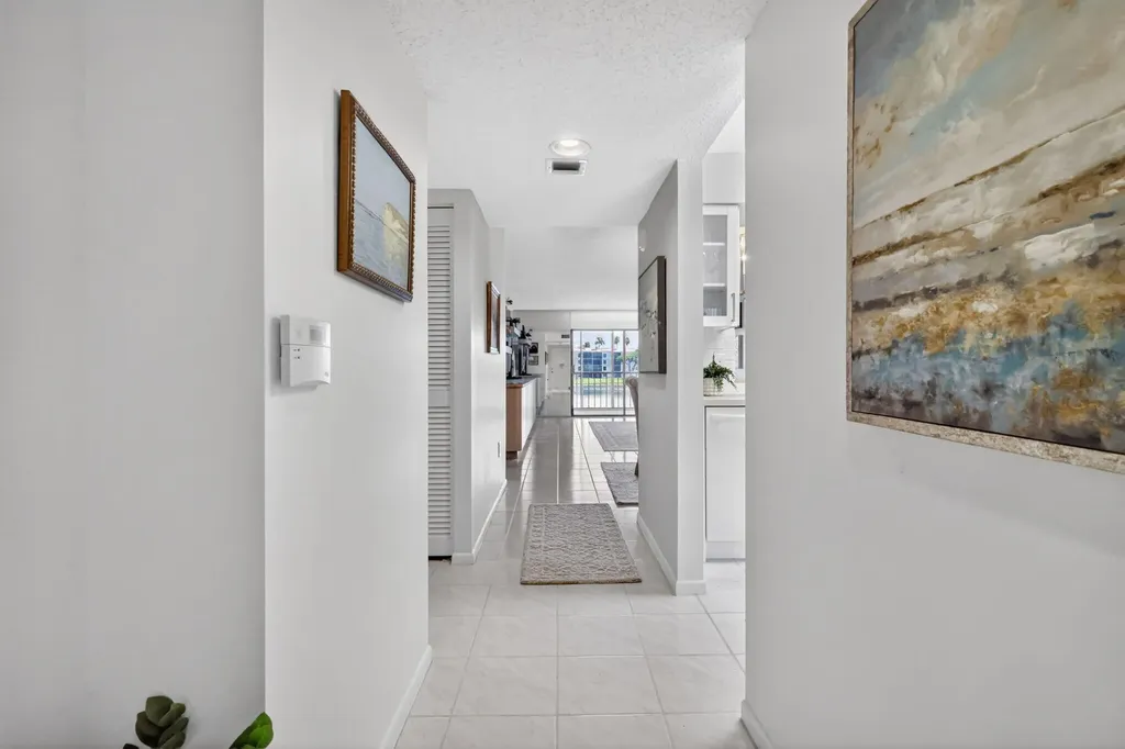 6093 Pointe Regal Circle Delray Beach FL 33484