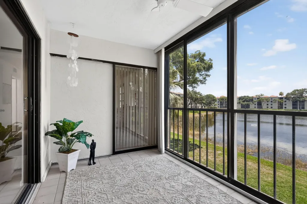 6093 Pointe Regal Circle Delray Beach FL 33484