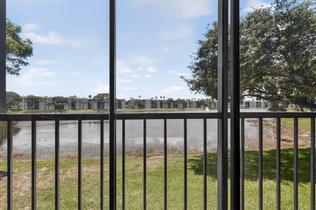 6093 Pointe Regal Circle Delray Beach FL 33484