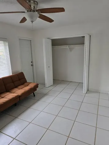 5631 NE 5th Terrace Oakland Park FL 33334