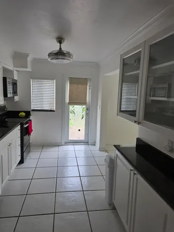 5631 NE 5th Terrace Oakland Park FL 33334
