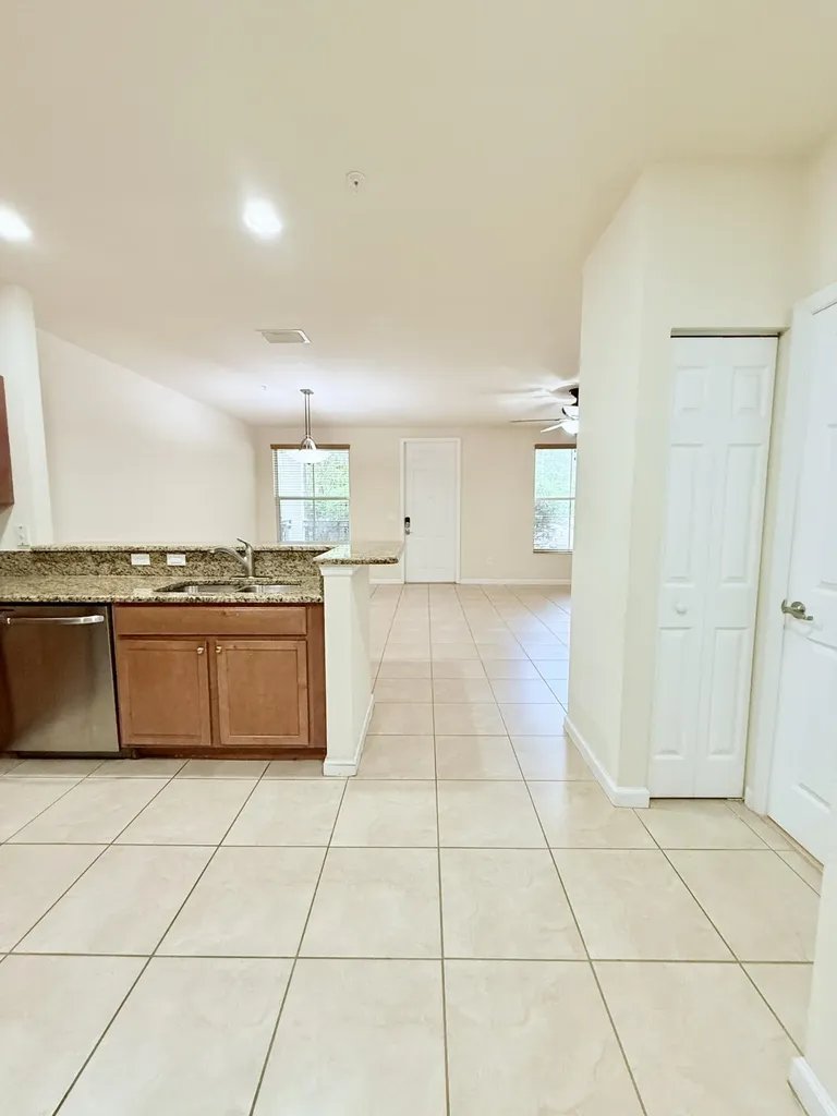 4668 Monarch Way Coconut Creek FL 33073