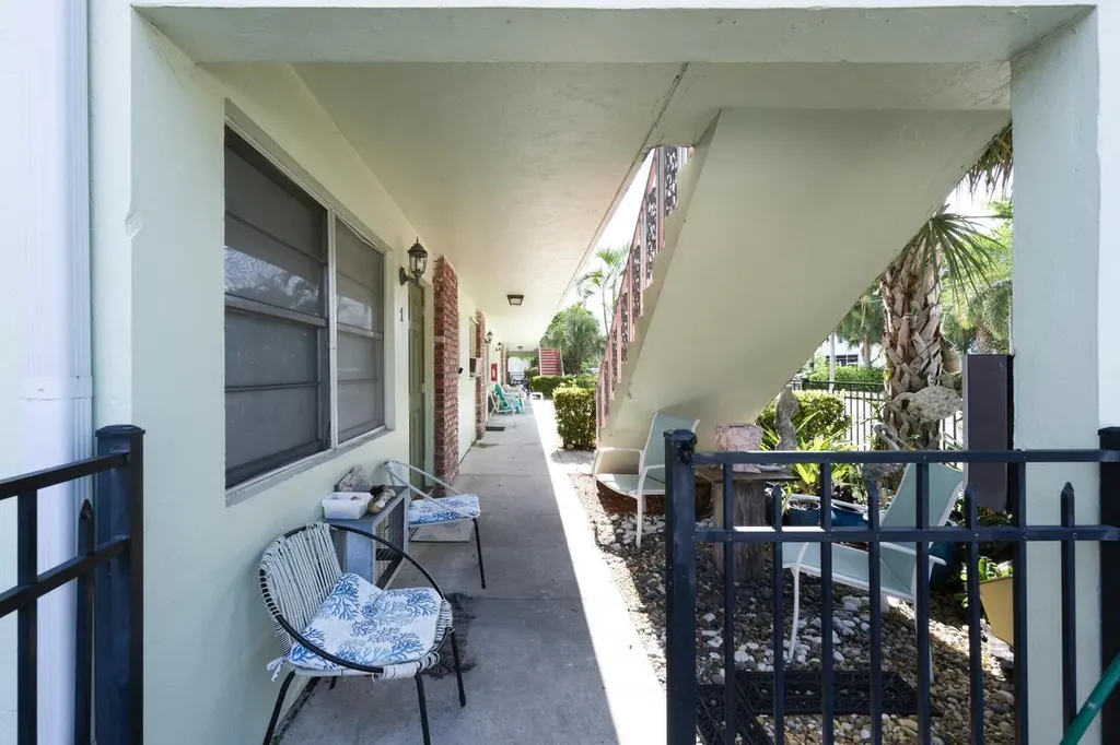 220 Lucerne Avenue Lake Worth Beach FL 33460