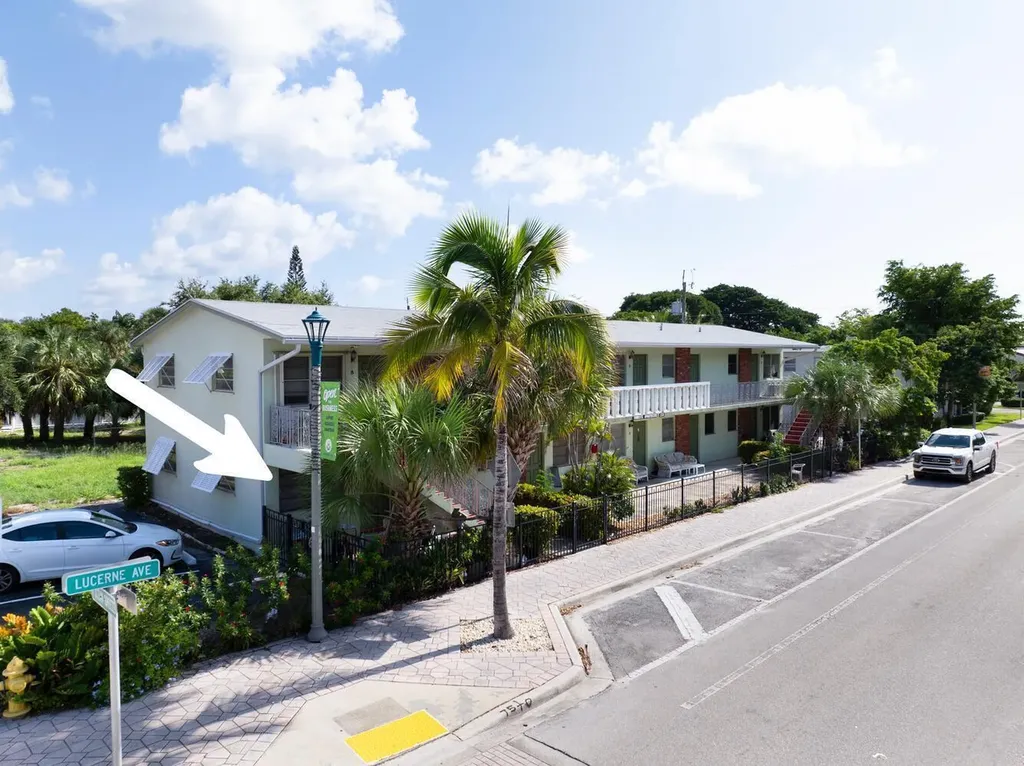 220 Lucerne Avenue Lake Worth Beach FL 33460