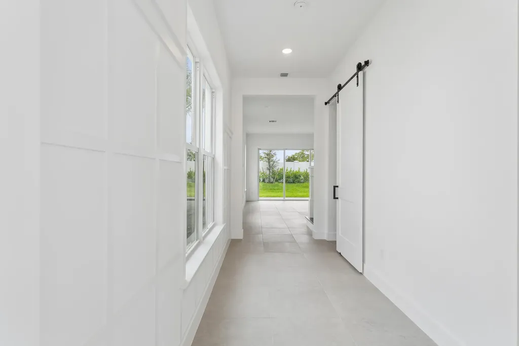 154 Parkside Way Royal Palm Beach FL 33414