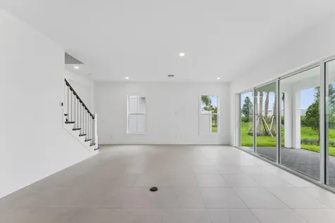 154 Parkside Way Royal Palm Beach FL 33414