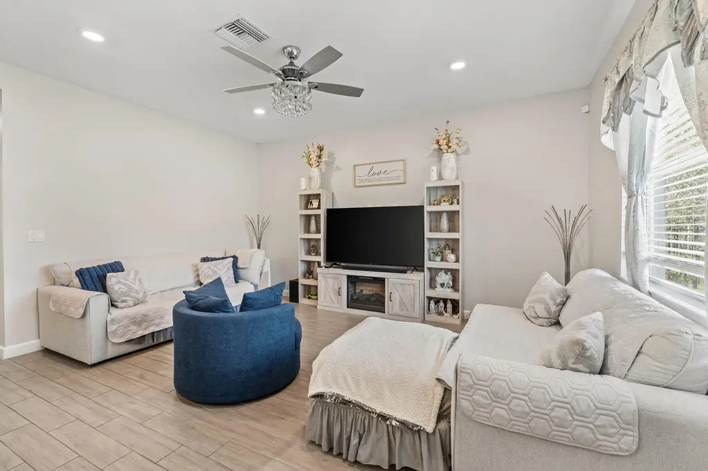 1408 Wandering Willow Way Loxahatchee FL 33470