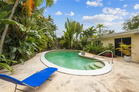 4430 NE 16th Terrace Oakland Park FL 33334