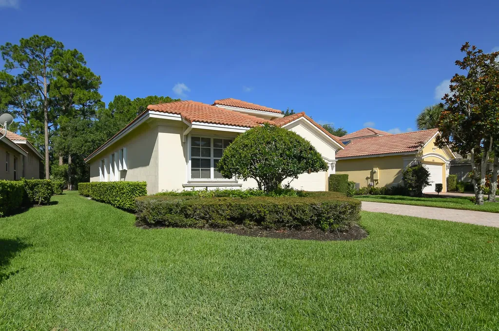 8825 Champions Way Port St Lucie FL 34986