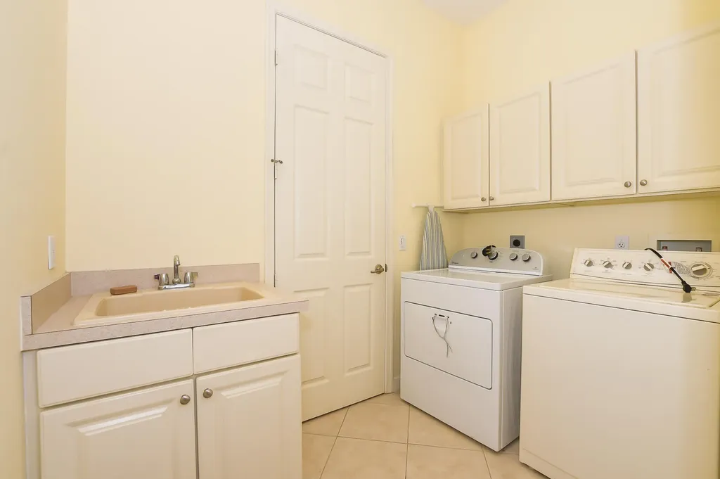 8825 Champions Way Port St Lucie FL 34986