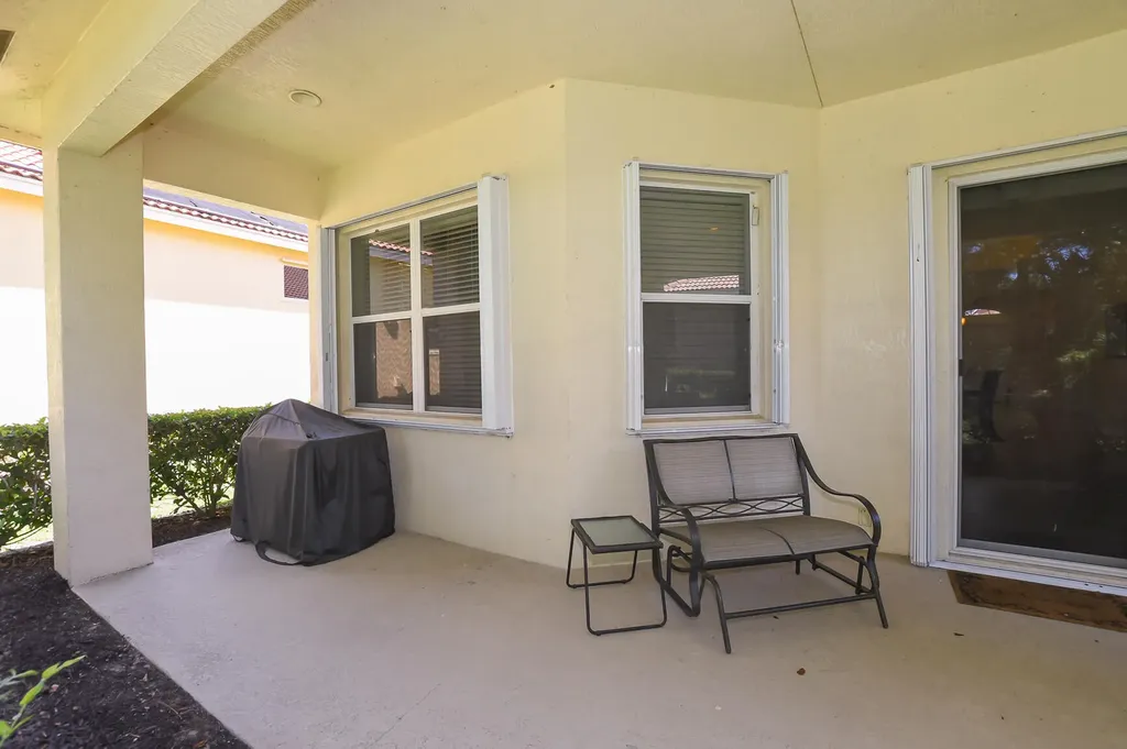 8825 Champions Way Port St Lucie FL 34986