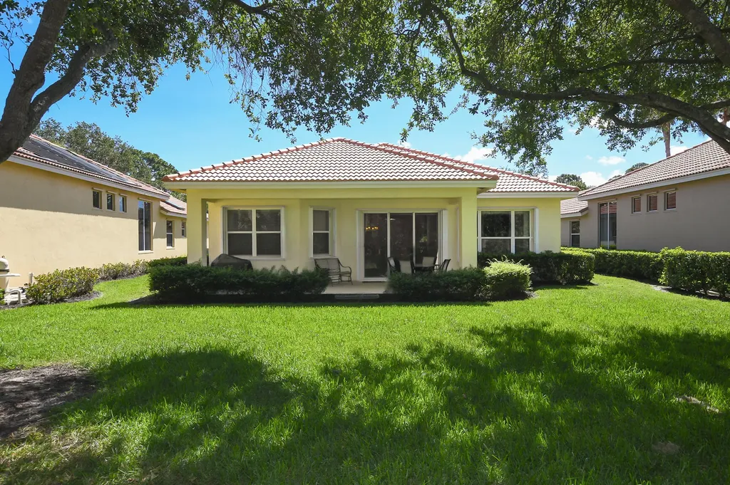 8825 Champions Way Port St Lucie FL 34986