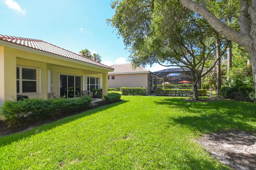 8825 Champions Way Port St Lucie FL 34986