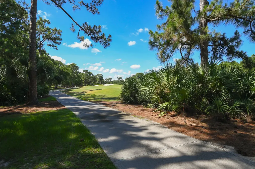 8825 Champions Way Port St Lucie FL 34986