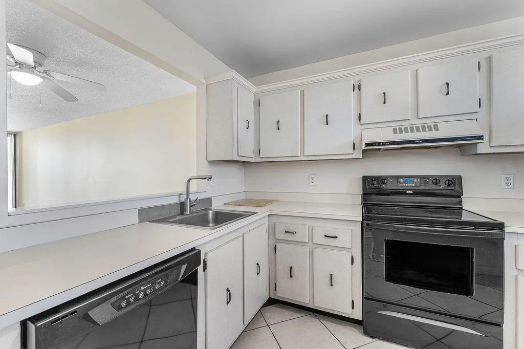 3545 S Ocean Boulevard South Palm Beach FL 33480