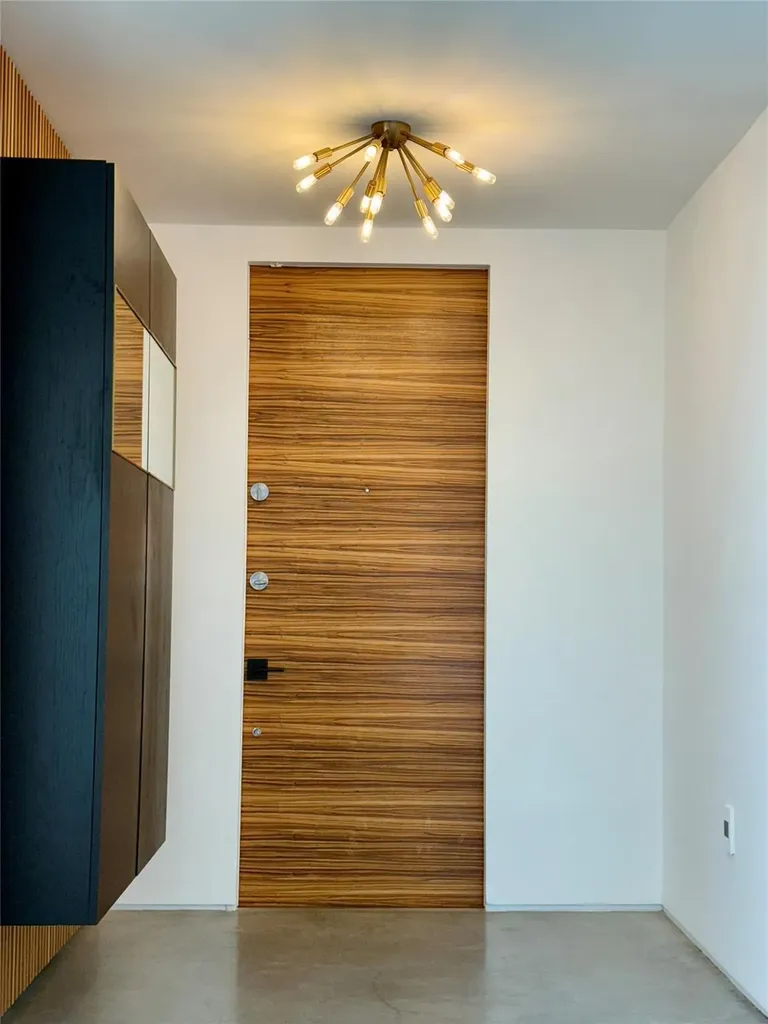 20824 NE 30th Place Aventura FL 33180