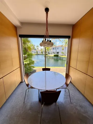 20824 NE 30th Place Aventura FL 33180