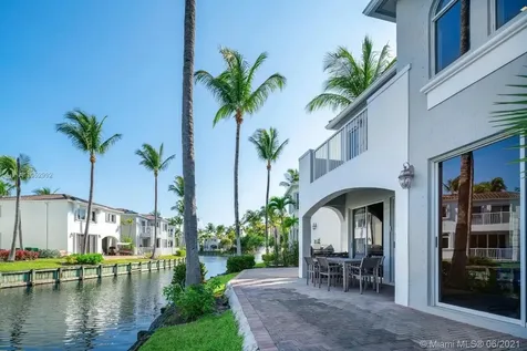 20824 NE 30th Place Aventura FL 33180