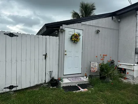 566 SE 7th Drive Belle Glade FL 33430