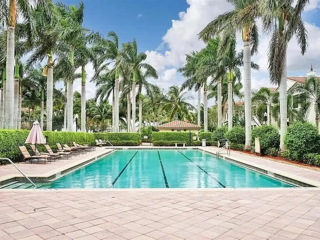 2925 NW 126th Avenue Sunrise FL 33323