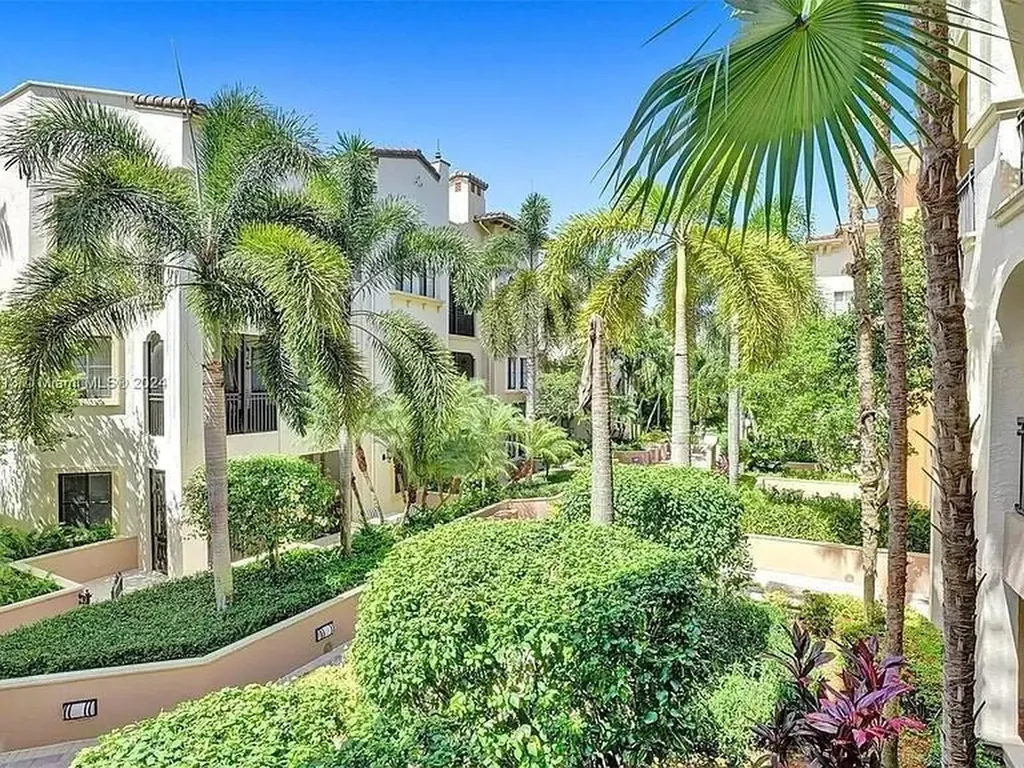 2925 NW 126th Avenue Sunrise FL 33323
